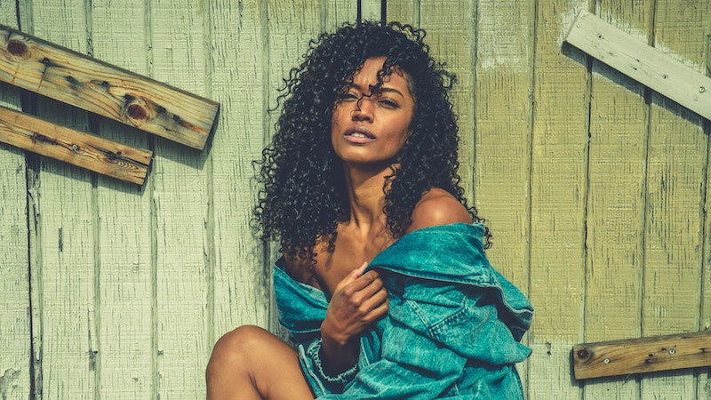 Natural Hair Style With Defined Curls